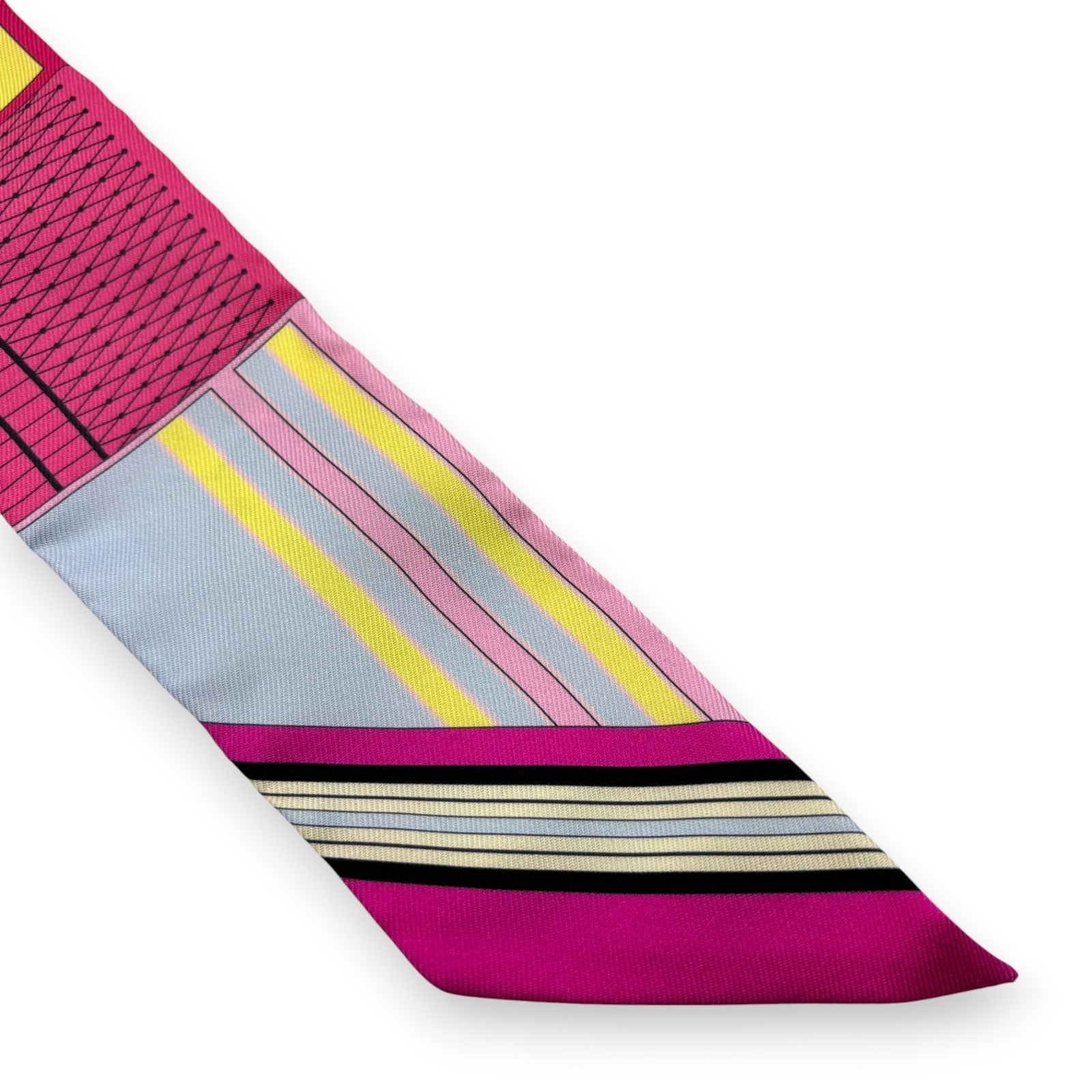 Hermès Twilly Silk Scarf Pink Horses Print 100% Silk with Box