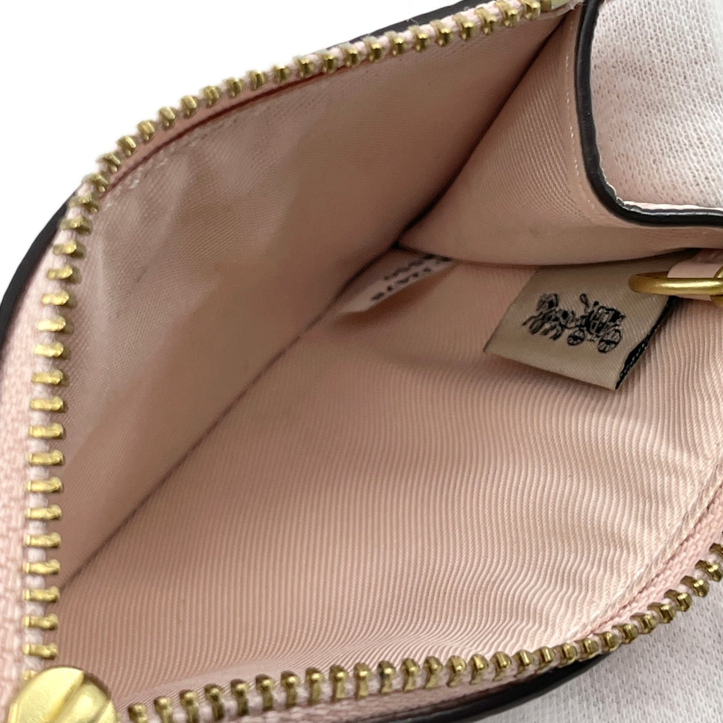 Coach Zip Card Case Coin Purse Light Pink Leather with Key Ring