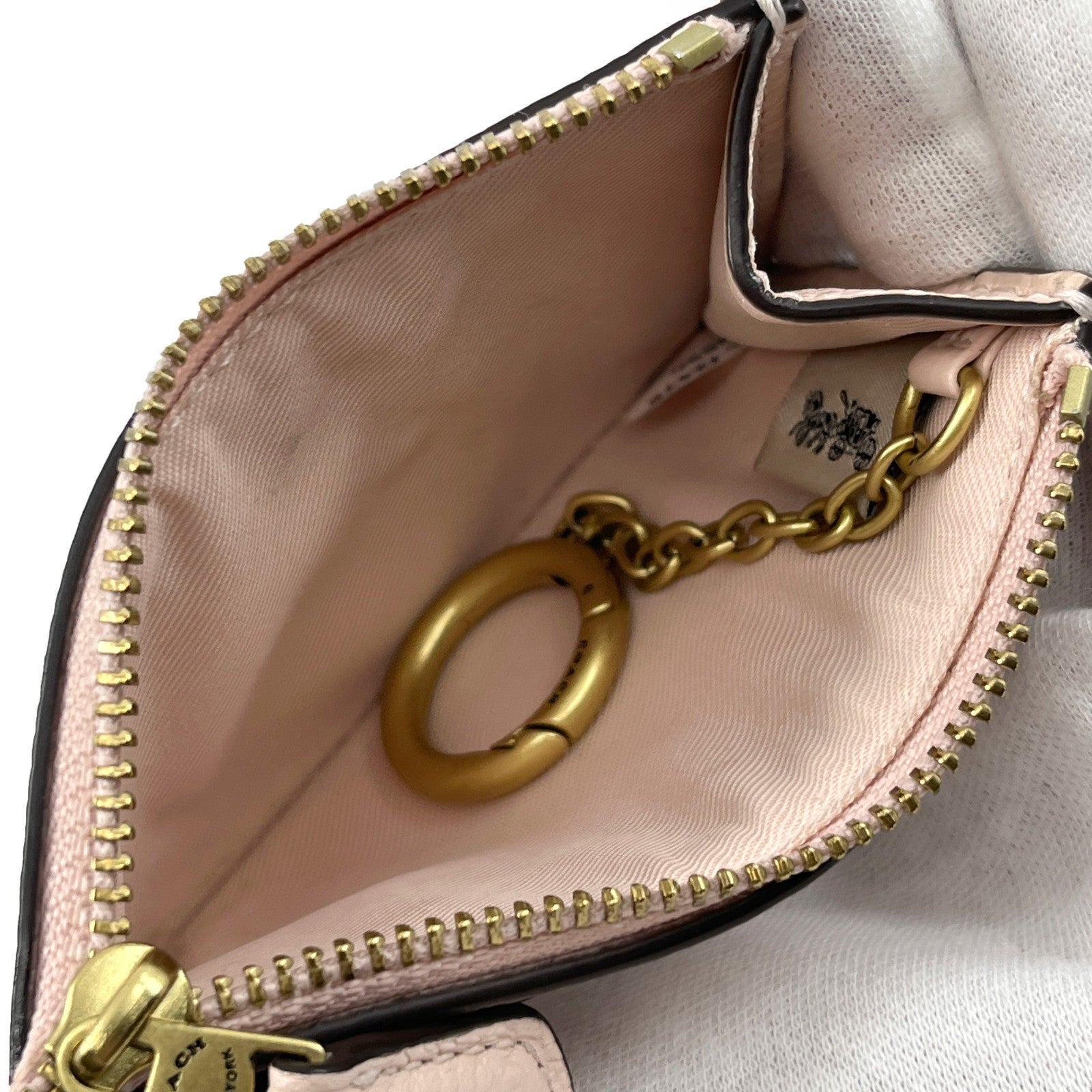 Coach Zip Card Case Coin Purse Light Pink Leather with Key Ring