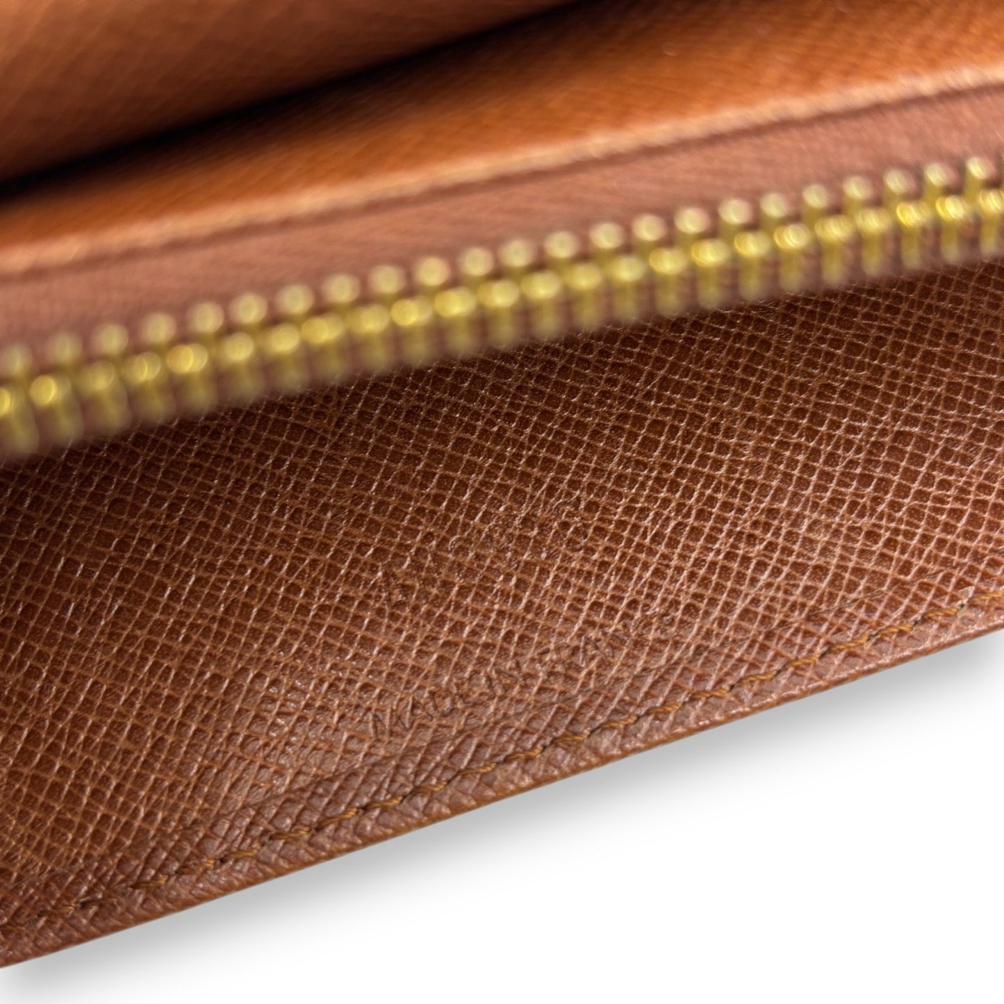 Louis Vuitton Monogram Porte Monnaie Zip Bifold Wallet M61735