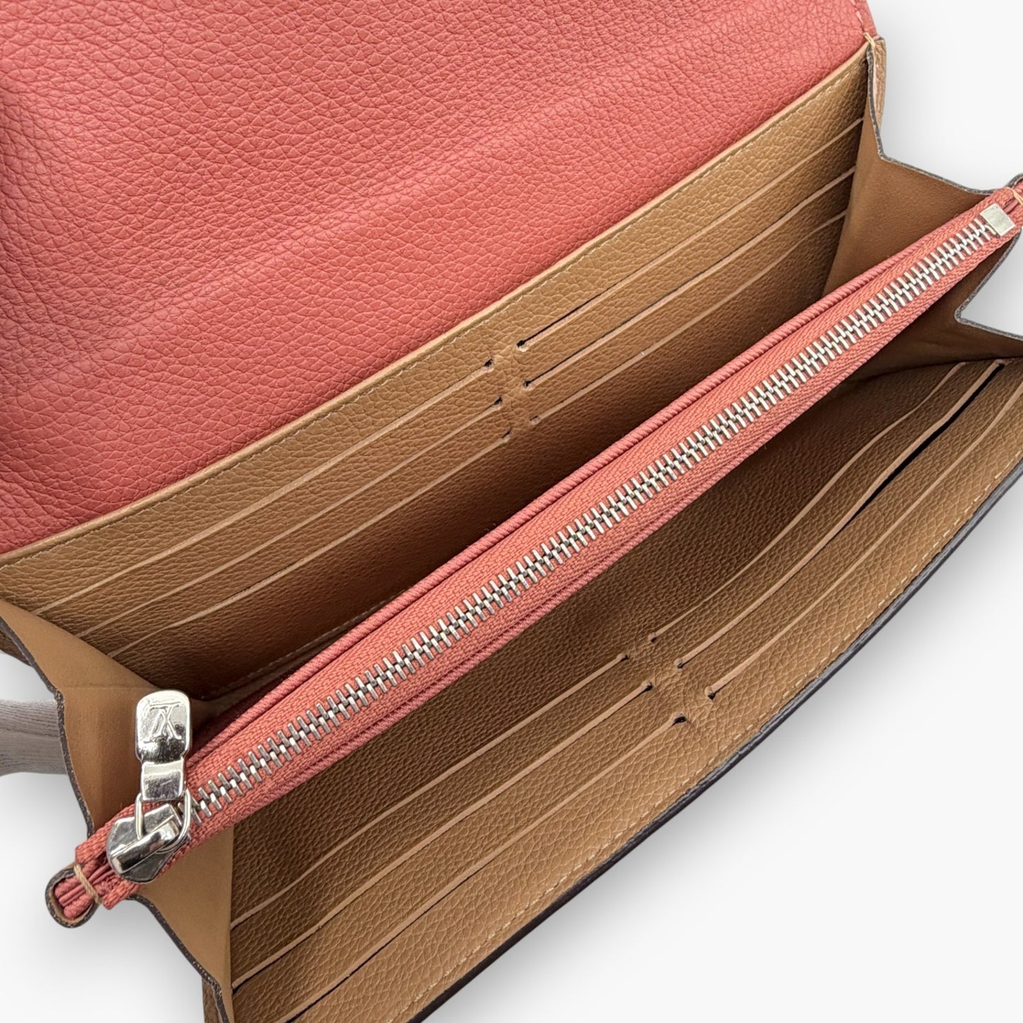 Louis Vuitton Portefeuille Lockme II Long Wallet Pink Beige Leather