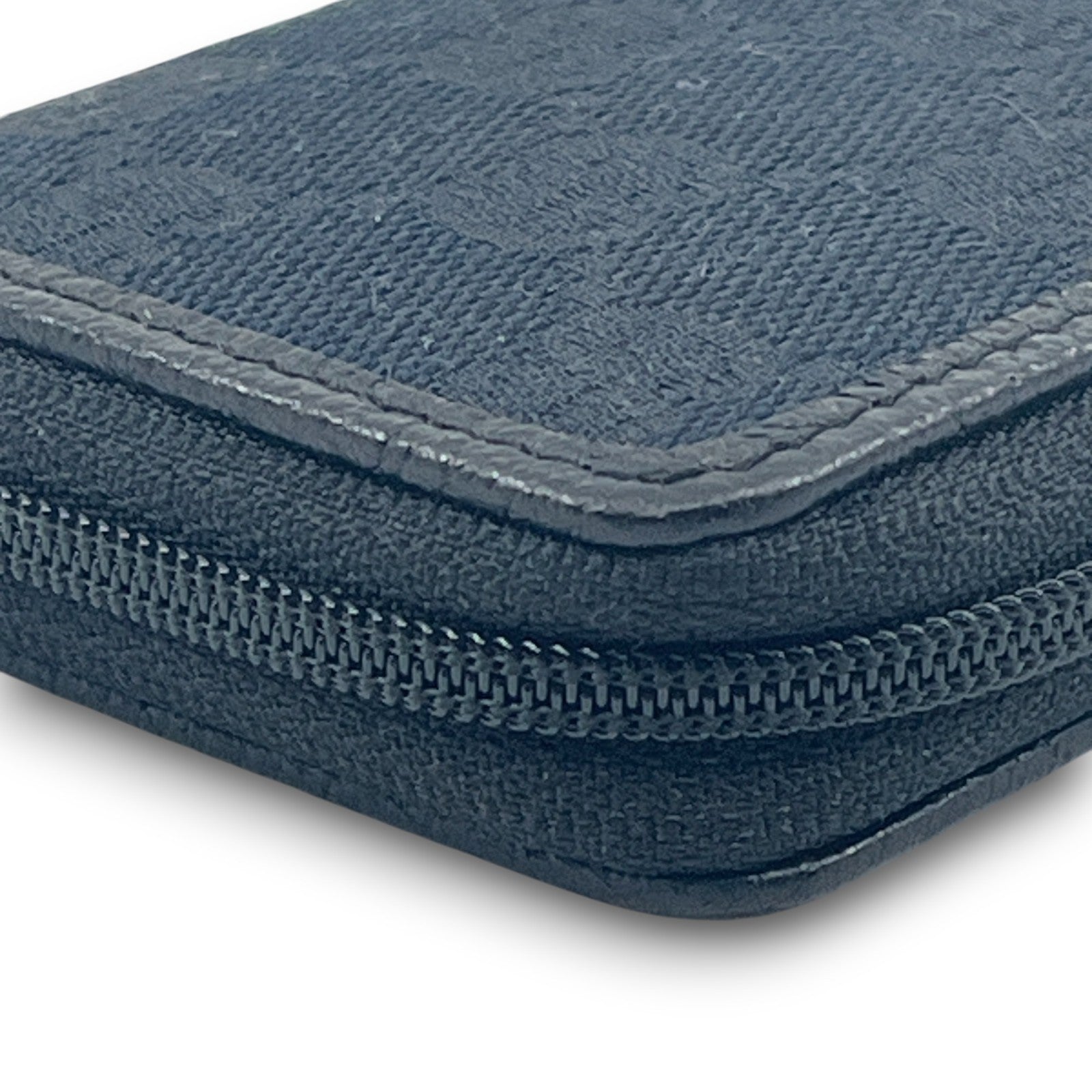 Gucci GG Canvas Coin Purse Black Leather Trim Compact w/ Box