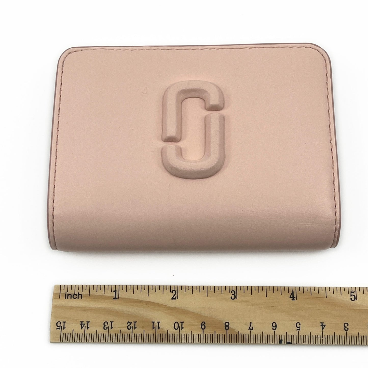Marc Jacobs Snapshot Compact Wallet in Pink Leather 2S4SMP007S02