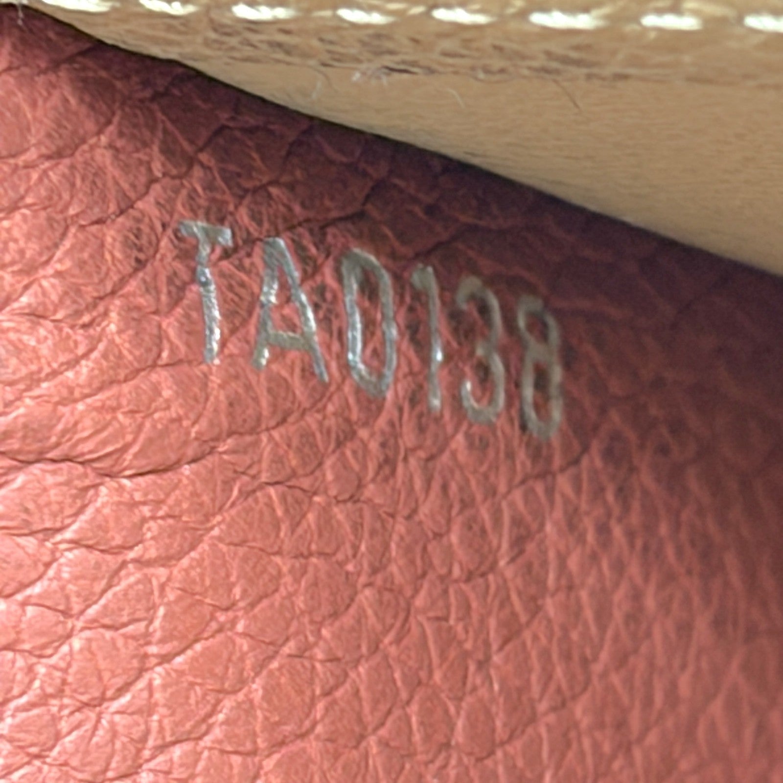 Louis Vuitton Portefeuille Lockme II Long Wallet Pink Beige Leather