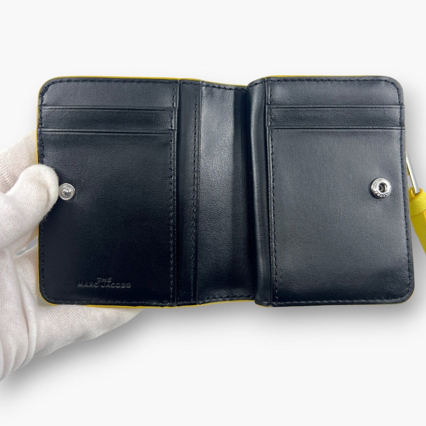 Marc Jacobs Bifold Wallet Wristlet Zip Coin Pocket Yellow Leather M0015122